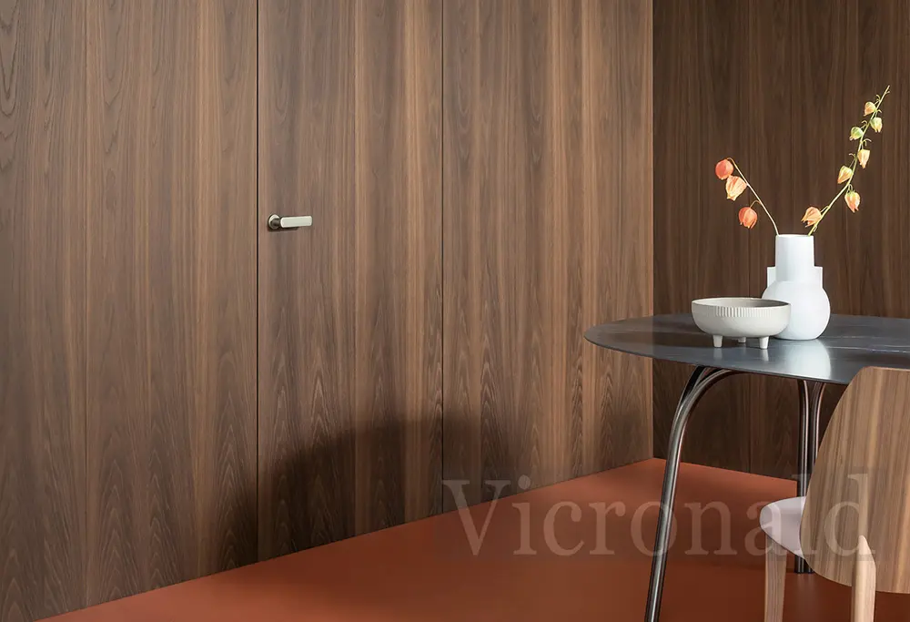 Walnut of the wall board