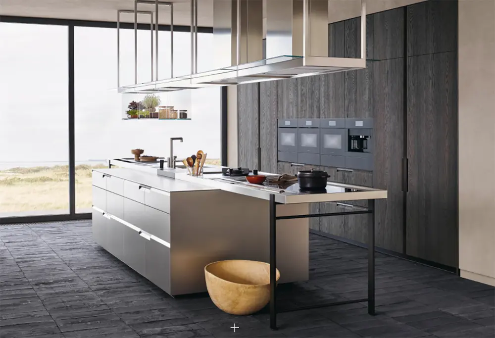 9 smoke ork veneer and metal lacquer kitchen