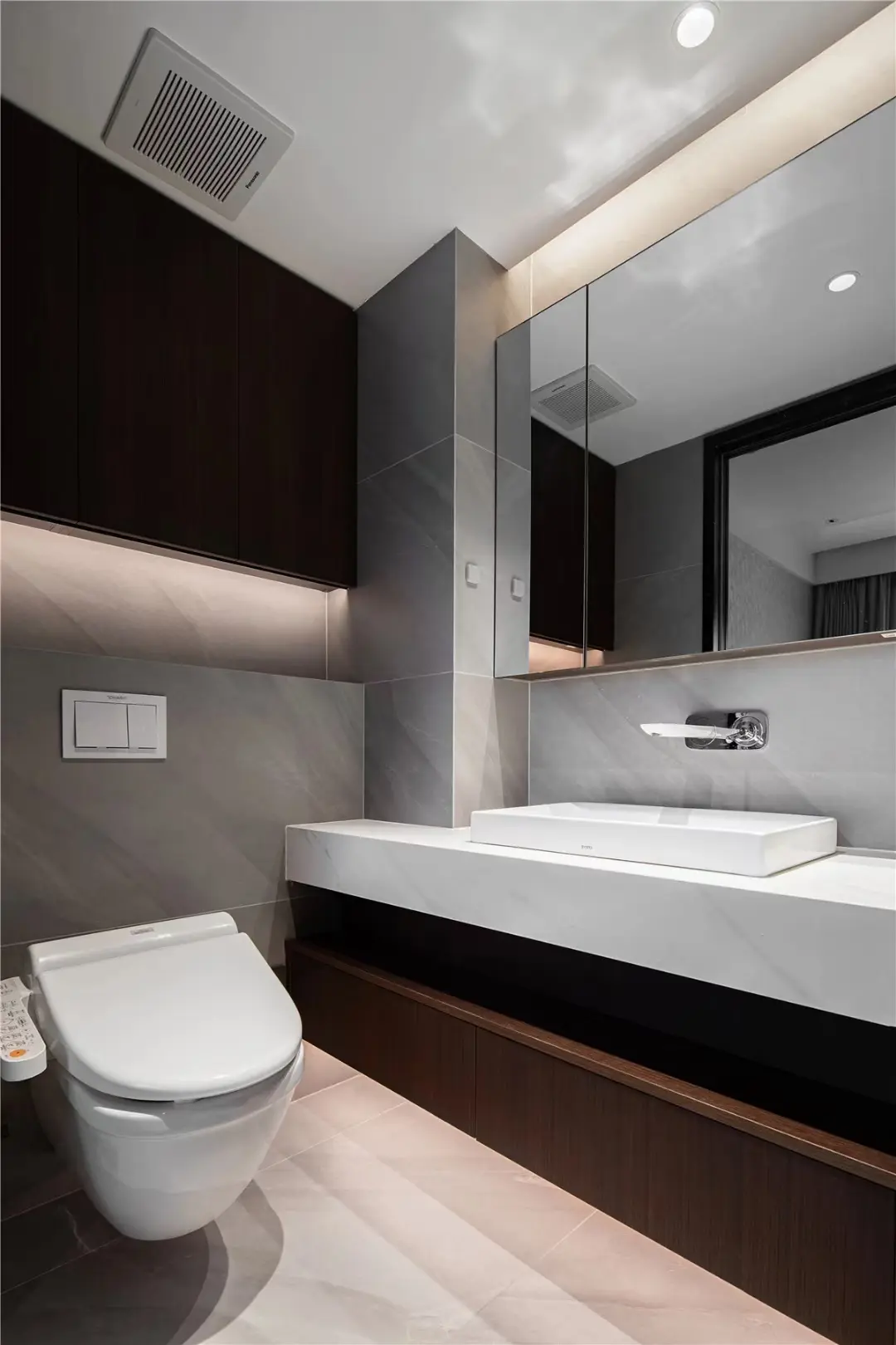 mmexport1685753399245